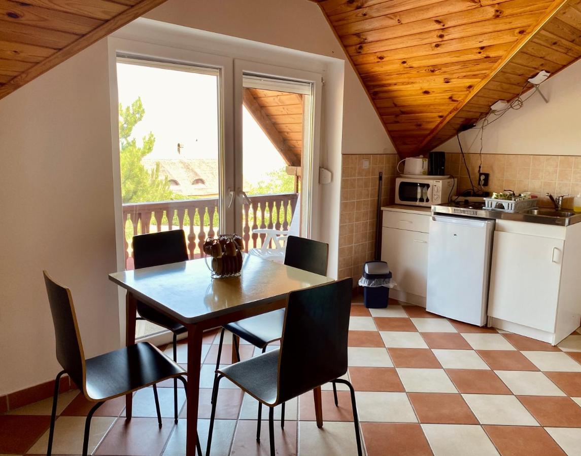 Viztuekoer Apartman Tihany Exterior foto