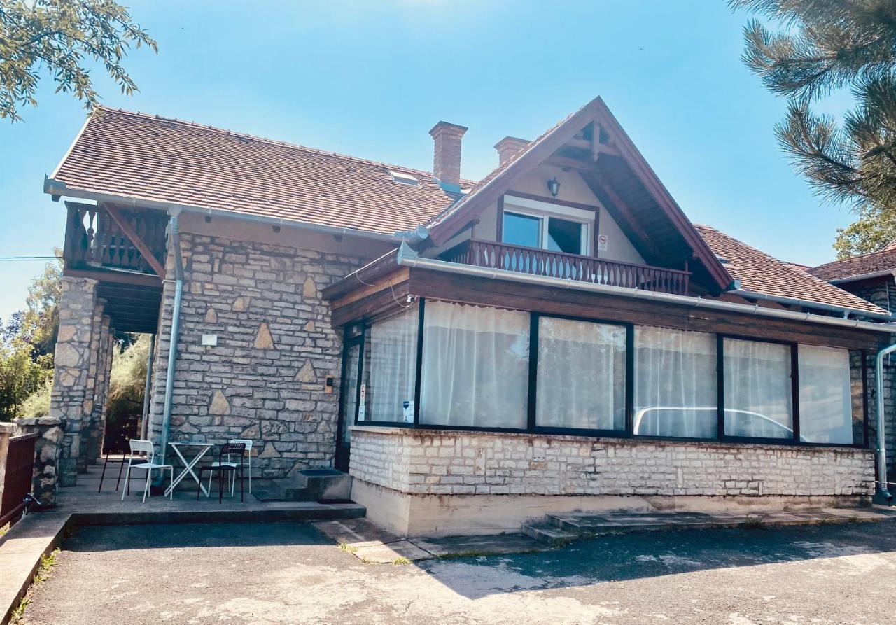 Viztuekoer Apartman Tihany Exterior foto
